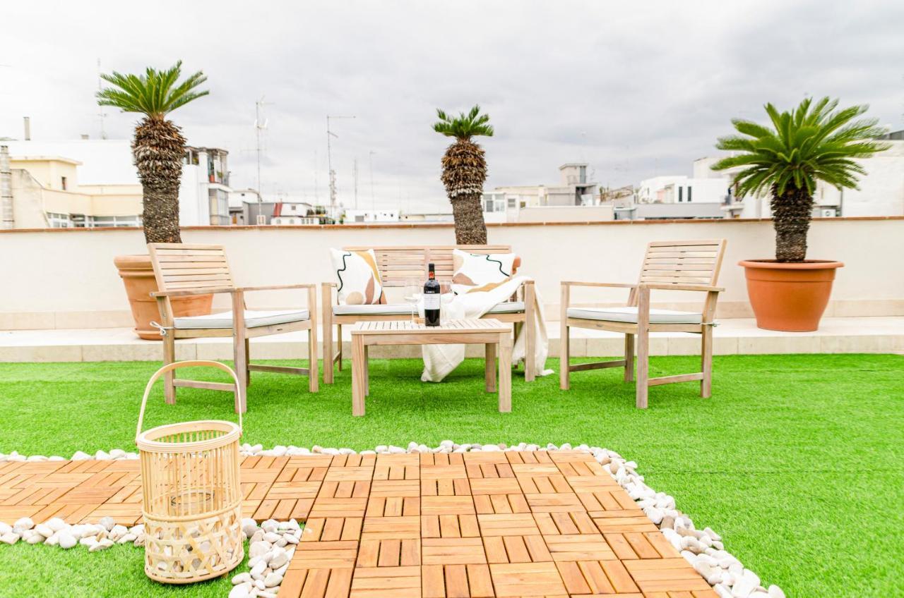 Appartement Apulialux Private 100Mq Rooftop Oasis W Jacuzzi à Bari Extérieur photo